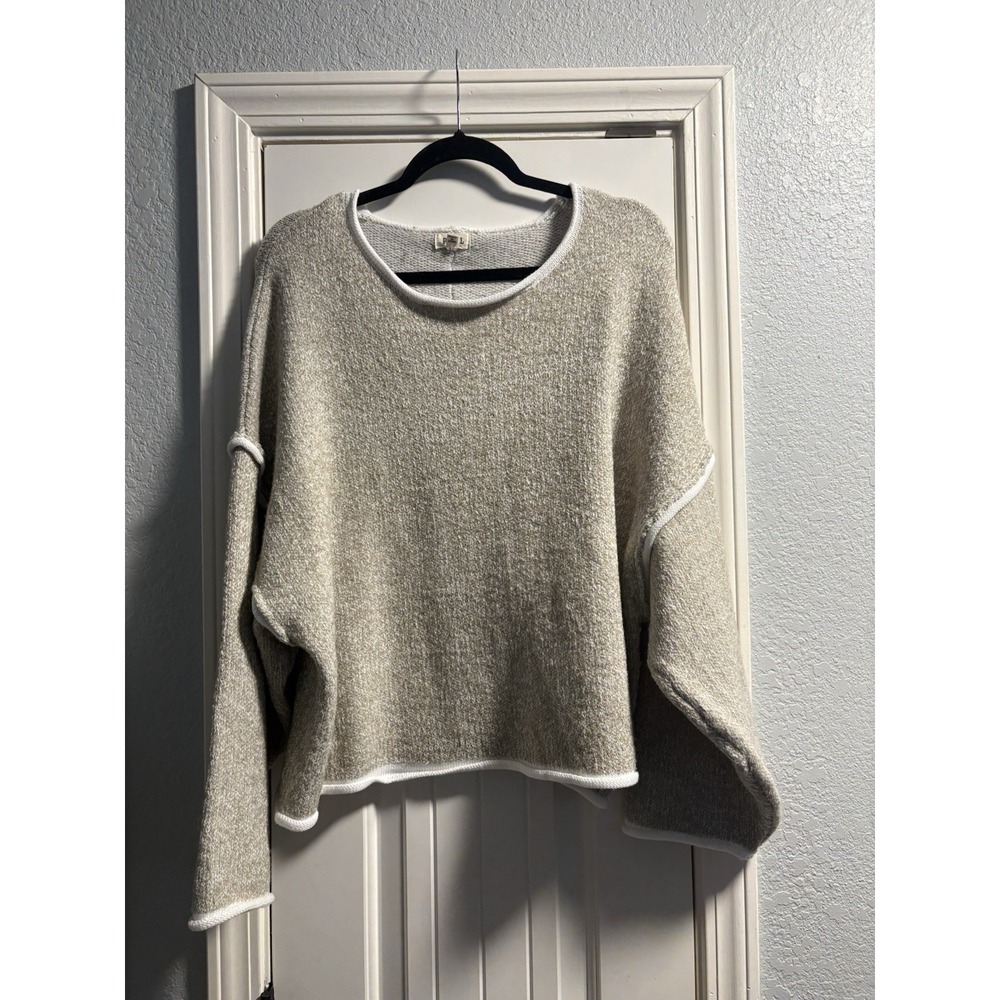 POL Sweater Women Small Oatmeal Beige Raw Edge Exposed Seam Oversized TSS173